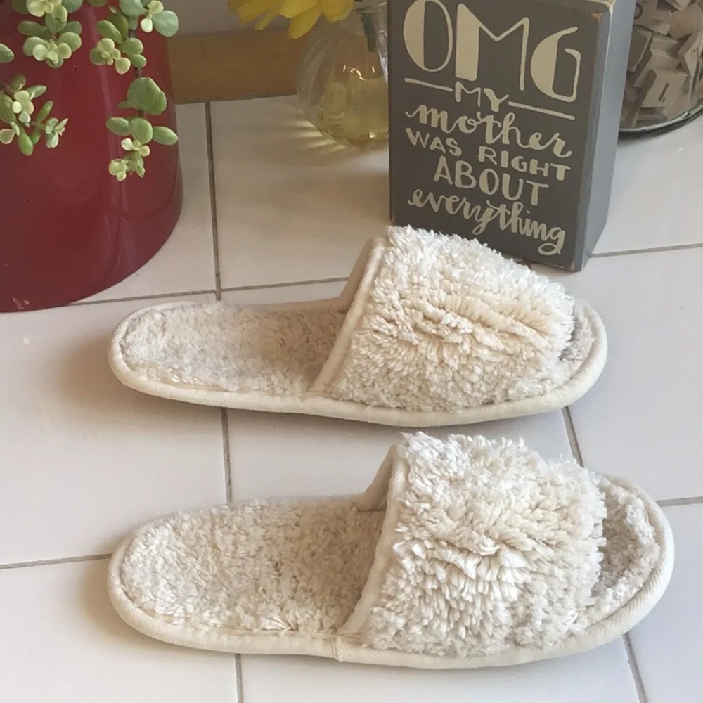 Comfy Sherpa Slippers
